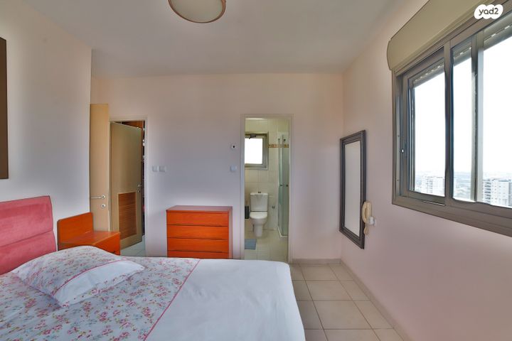 דירה, מעגל השלום, קרית חתני פרס נובל, ראשון לציון