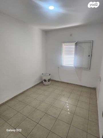 דירה, אביגדור עשת, גבעה א', שביט, קרית אתא