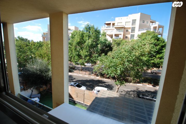 דירה, שדרות בגין, כפר יונה