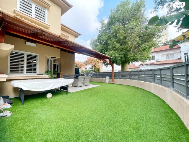 בית פרטי/ קוטג', עינב, עין גנים, רחובות