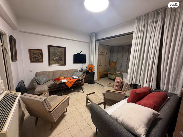 דירה, הקיבוצים, קרית חיים מזרחית, חיפה