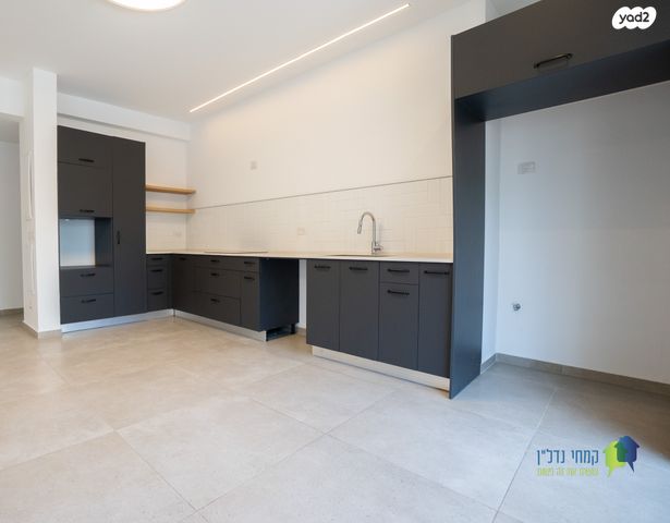 דירה, וייצמן, הל"ה, גבעתיים