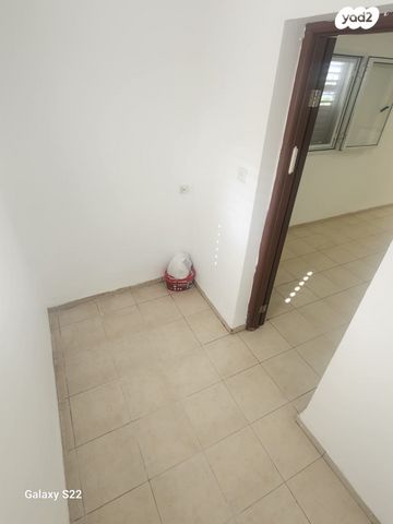 דירה, אביגדור עשת, גבעה א', שביט, קרית אתא