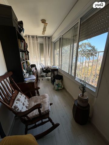 דירה, ישעיהו 10, כרמל צרפתי, חיפה