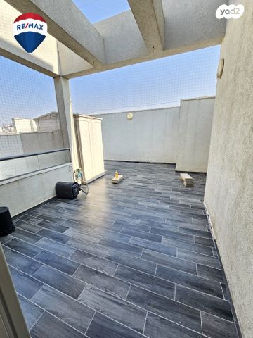 גג/ פנטהאוז, מבצע שלמה 3, המחנה הצבאי, קרית מלאכי