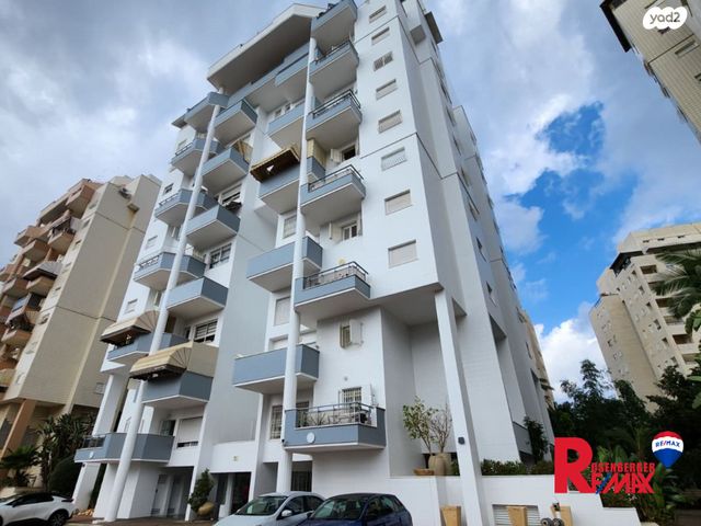 דירה, ריב"ל 12, נאות שקמה, ראשון לציון