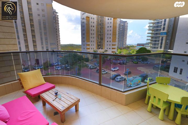 דירה, ארזי הלבנון 22, עין הים, חדרה