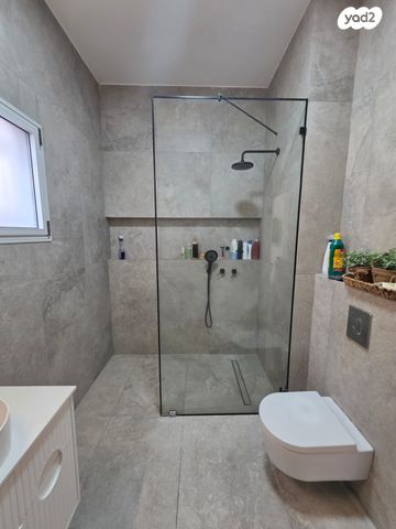 בית פרטי/ קוטג', להבים