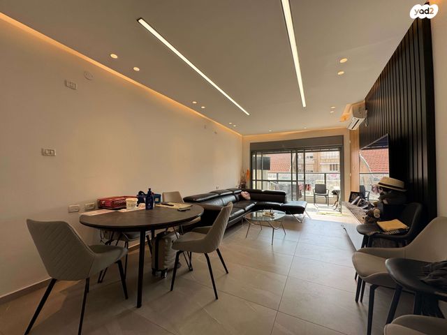 דירה, הפלמ"ח 7, מרכז העיר, סביניה, הוותיקה, קרית ביאליק