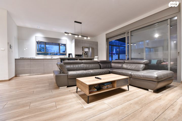 דו משפחתי, השומר, יוספטל, פתח תקווה