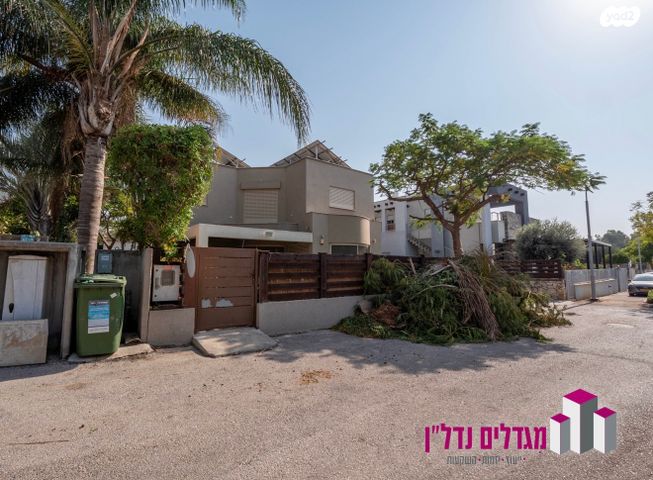 בית פרטי/ קוטג', זית, מרחביה קיבוץ, מרחביה קיבוץ