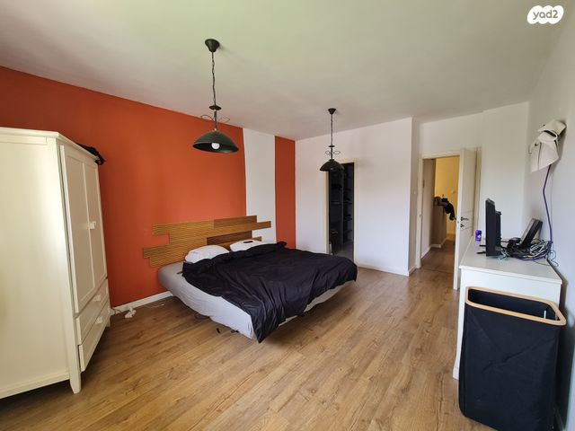 דו משפחתי, נווה גן, גן יבנה