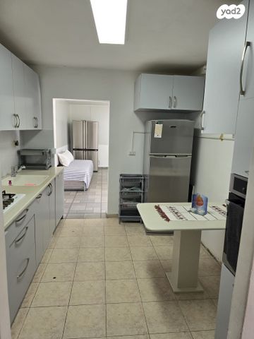 דירת גן, שדרות השושנים 3, בן גוריון, נצרת עילית / נוף הגליל