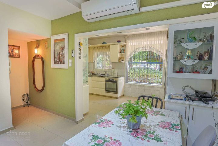 דירה, האם, נווה יהושע, ערמונים, רמת גן