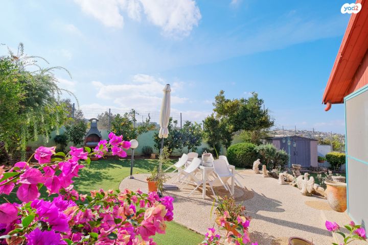 בית פרטי/ קוטג', חרמון, כפר ורדים