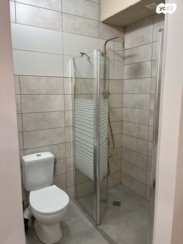 דירת גן, דרך הורדים, כפר ורדים