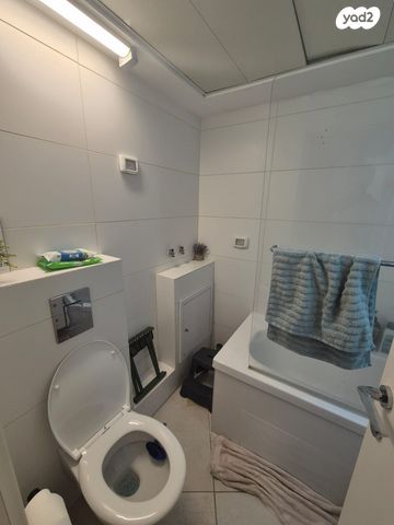 דירת גן, יבנאל, נווה צדק, תל אביב יפו