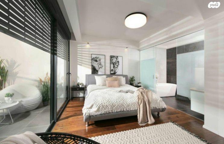 גג/ פנטהאוז, אושה, נווה אביבים, תל אביב יפו