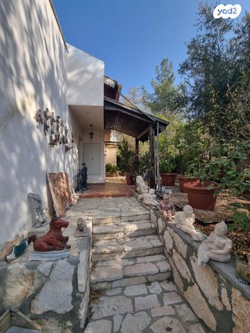 בית פרטי/ קוטג', נעלה