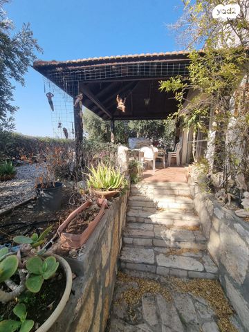 בית פרטי/ קוטג', נעלה