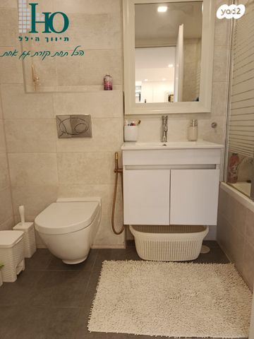 גג/ פנטהאוז, מפל התנור, שקמים ואגמים, אשקלון