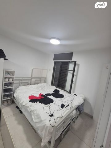 דירת גן, יבנאל, נווה צדק, תל אביב יפו