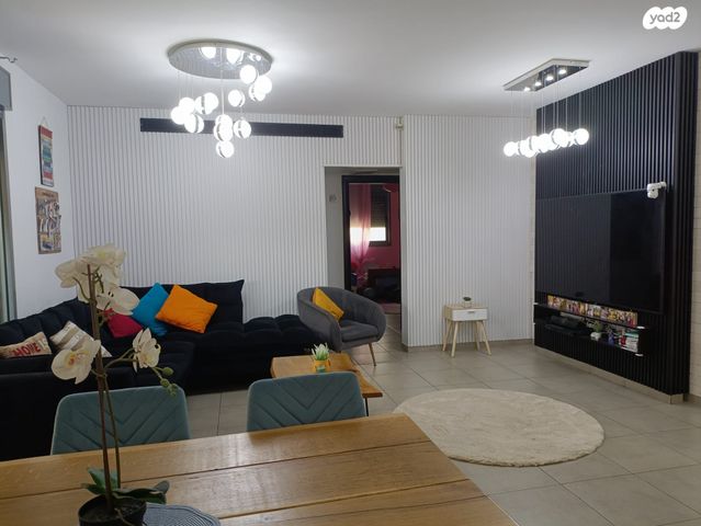 דירה, שושנה דמארי, קרית האמנים, מצליח, רמלה