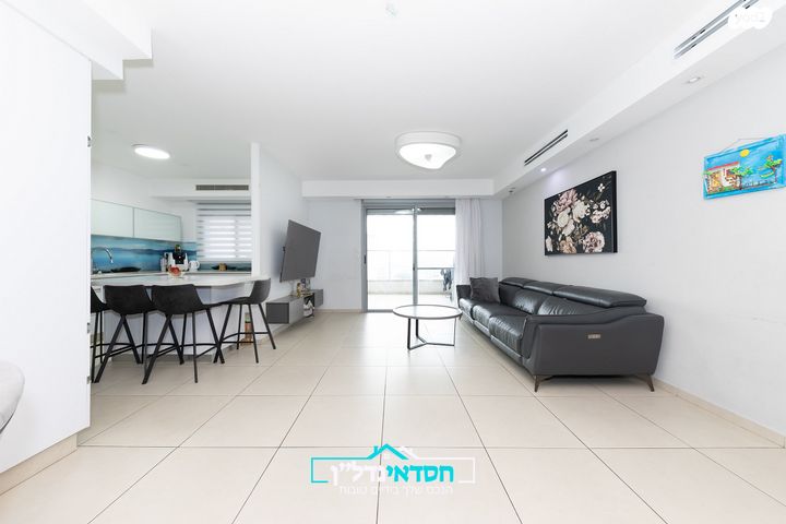 דירה, המפרש, נאות רבין, יבנה