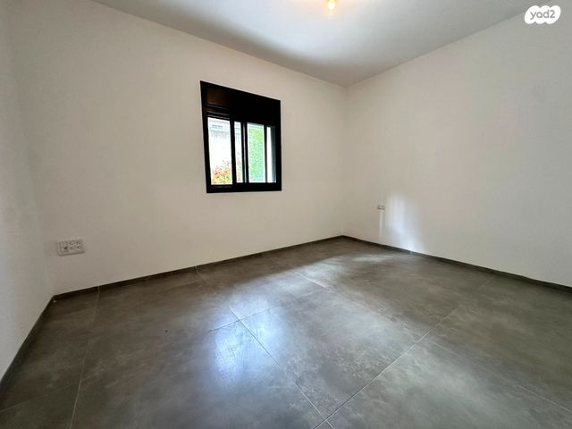 דירה, בנימין ד'ישראלי 45, אחוזה, חיפה