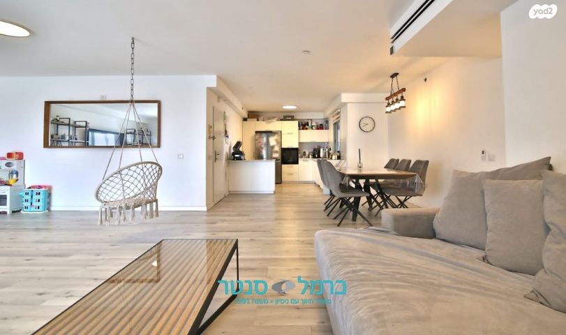 דירה, משכנות האומנים, קרית מוצקין