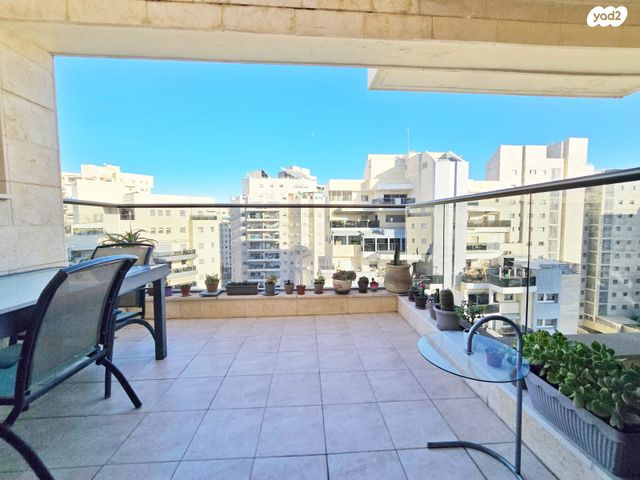 דירה, קרית אילון, חולון