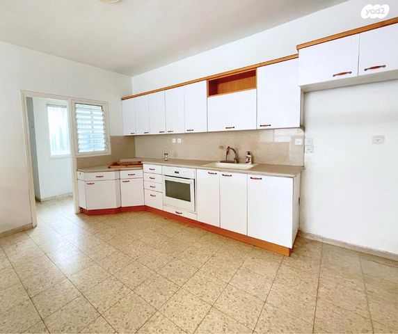 דירה, תל חי, נווה דוד רמז, רעננה