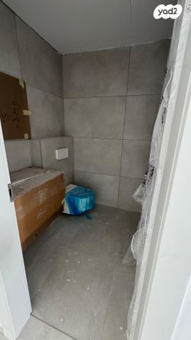 גג/ פנטהאוז, נאות אפק, אפקה, קרית ביאליק