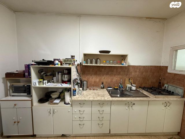 דירה, הלל יפה 42, מרכז העיר, חדרה