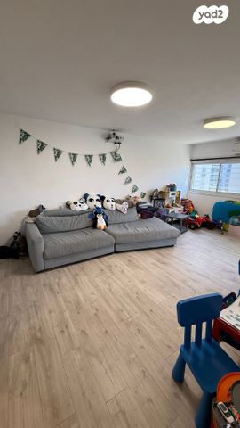 דירה, רחבת אילן 14, רמת אילן, גבעת שמואל