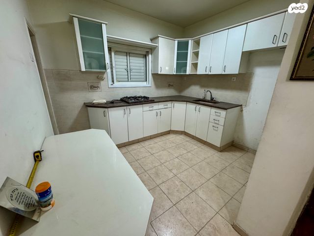 דירה, גאולים, רסקו א', חולון