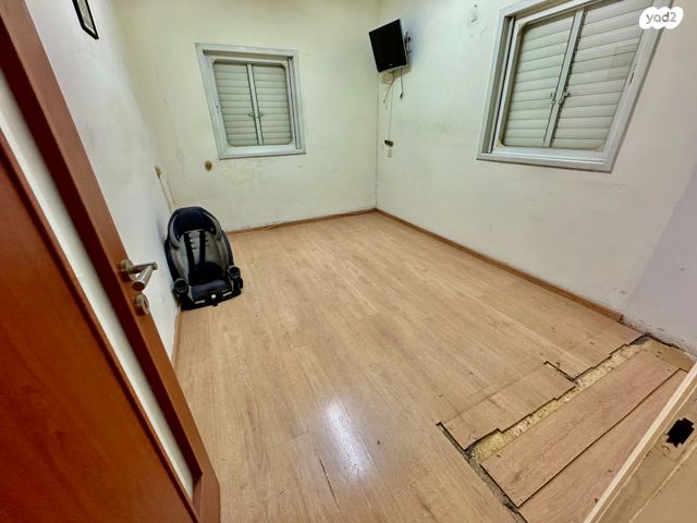 דירה, גאולים, רסקו א', חולון