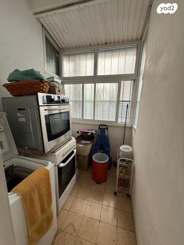 דירה, הלל יפה 42, מרכז העיר, חדרה