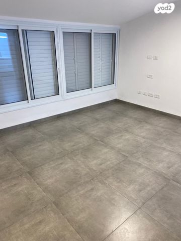 דופלקס, שדרות וייצמן, מרכז העיר, סביניה, הוותיקה, קרית ביאליק