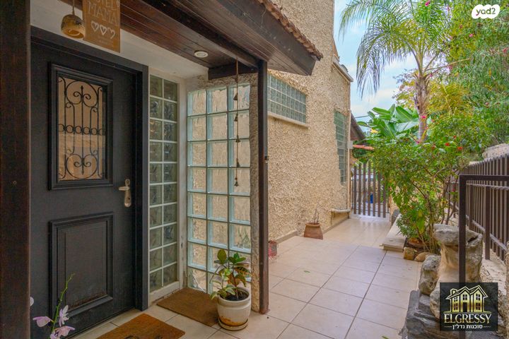 דירת גן, הרקפות 20, כרמל מערבי, חיפה