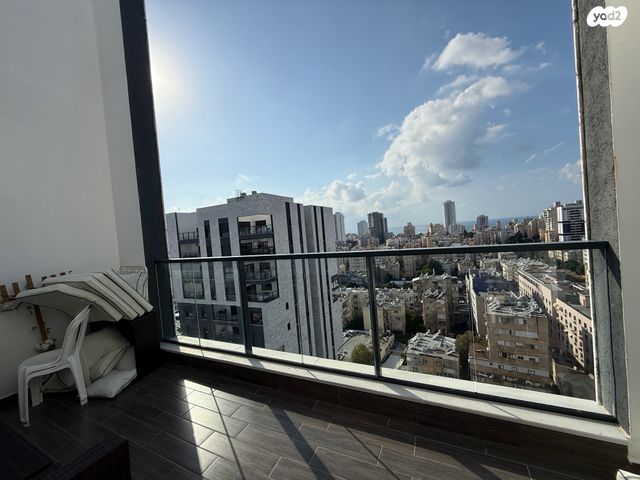 דירה, ישראל זנגוויל, צפון מזרח מרכז העיר, נתניה