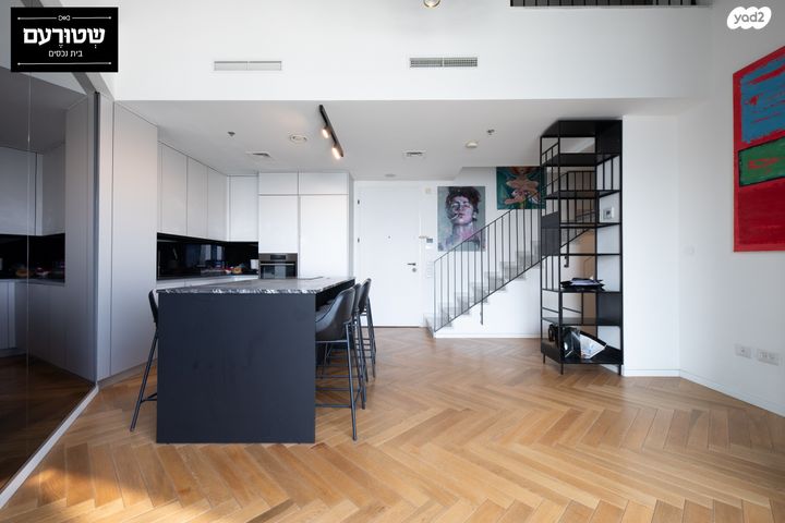 דירה, גרציאני יצחק, גני שרונה, קרית הממשלה, תל אביב יפו