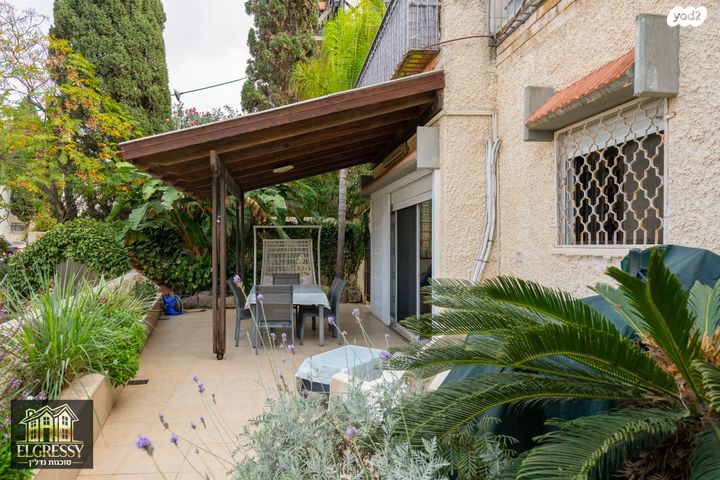 דירת גן, הרקפות 20, כרמל מערבי, חיפה