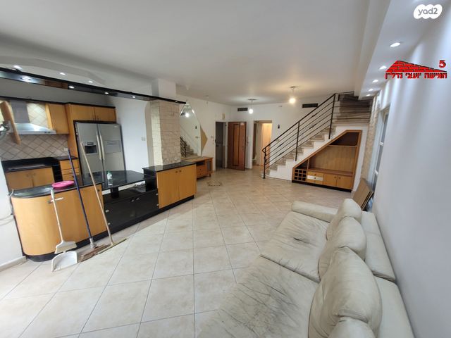 דופלקס, הנופר, קרית ראשון, ראשון לציון