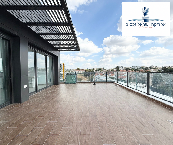 גג/ פנטהאוז, הרצליה הירוקה, נווה עובד, הרצליה