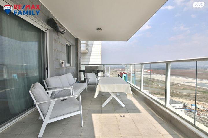 גג/ פנטהאוז, אהוד מנור 11, נאות אפק, אפקה, קרית ביאליק