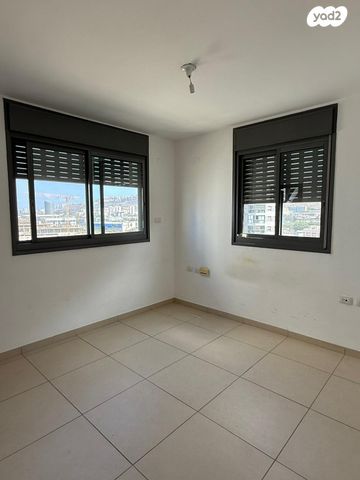 דירה, גלי כרמל, טירת כרמל