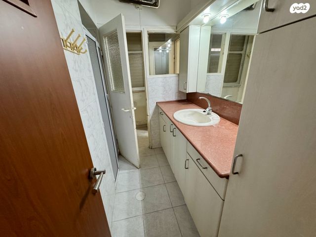 דירה, גאולים, רסקו א', חולון