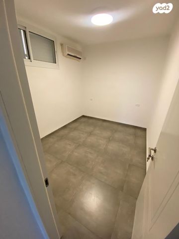 דופלקס, שדרות וייצמן, מרכז העיר, סביניה, הוותיקה, קרית ביאליק