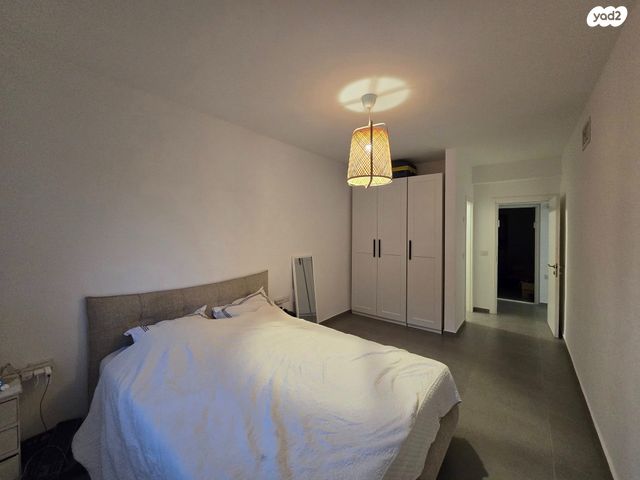 דירה, אלישע הנביא, הנביאים, מודיעין מכבים רעות